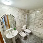 Reina Del Pilar Comotucasa Appartamento