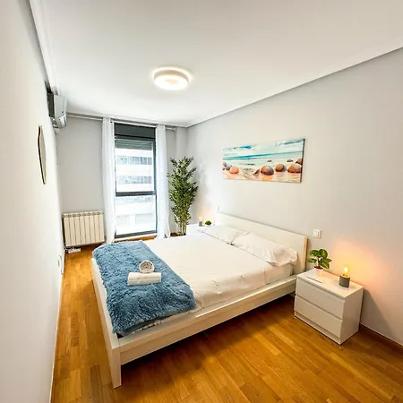 Reina Del Pilar Comotucasa * Zaragoza