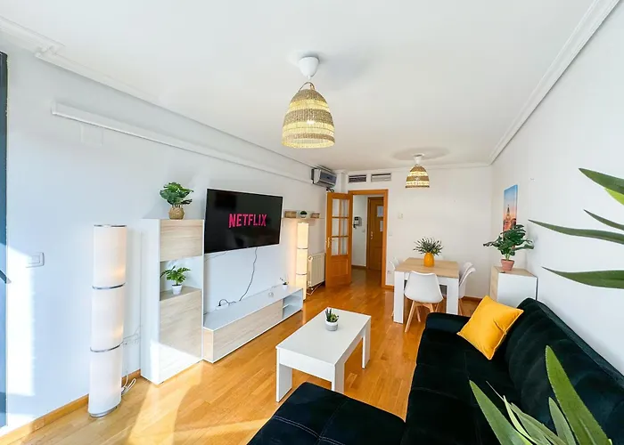 Reina Del Pilar Comotucasa *