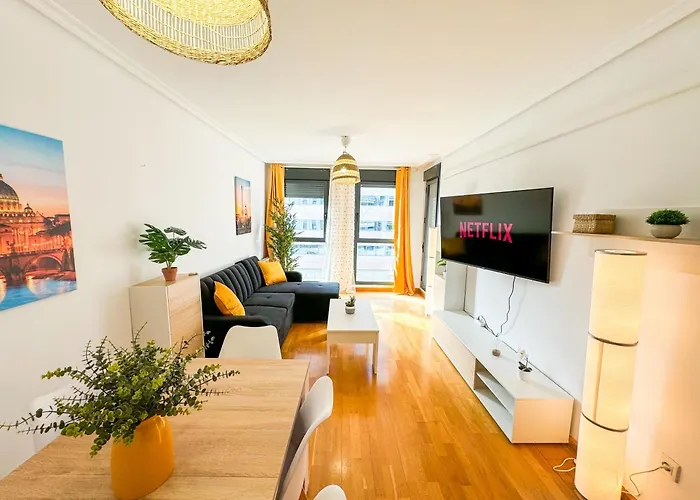 Reina Del Pilar Comotucasa *