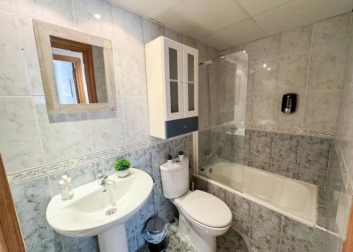 Reina Del Pilar Comotucasa Apartment Zaragoza